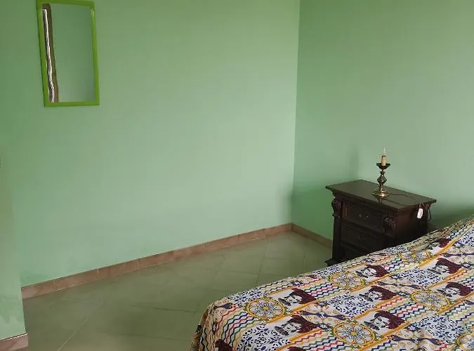 Casa Glorioso Santa Ninfa